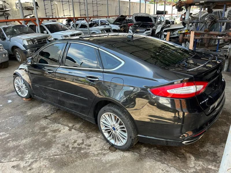 FORD FUSION 2015