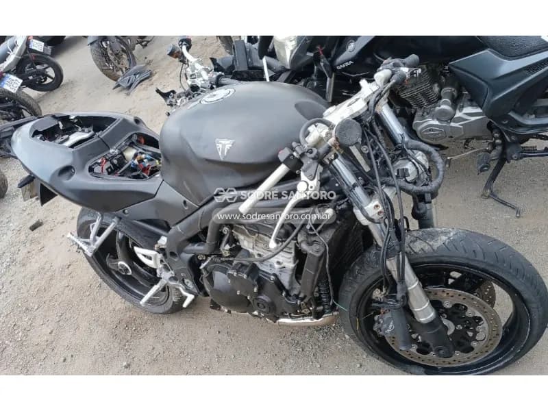 TRIUMPH DAYTONA 2006