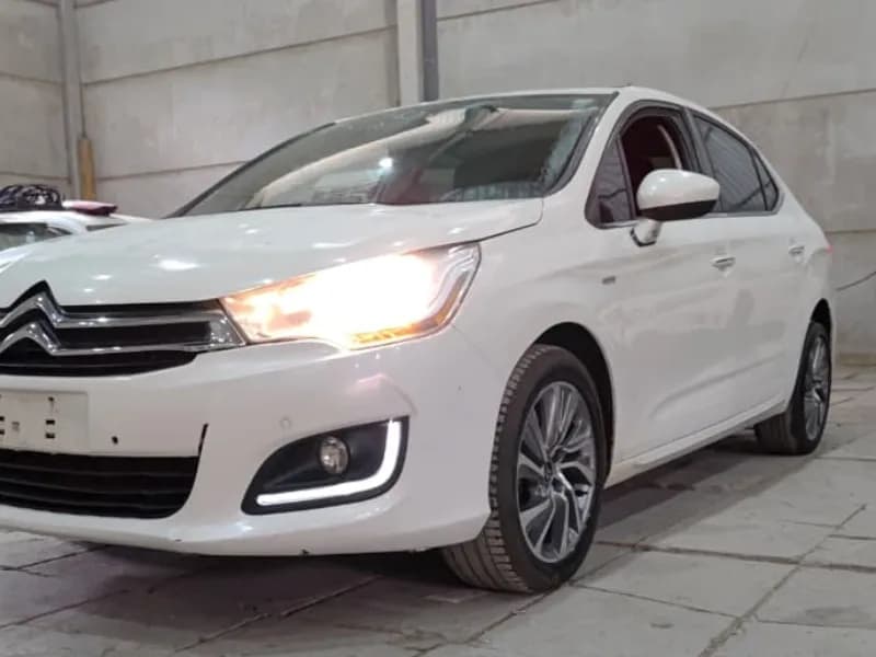CITROEN C4 LOUNGE 2016