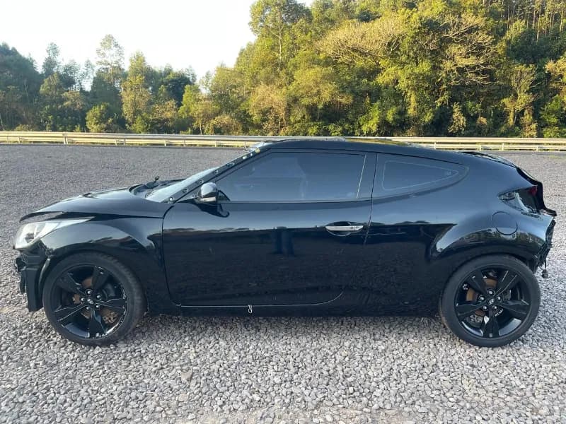HYUNDAI VELOSTER 2013