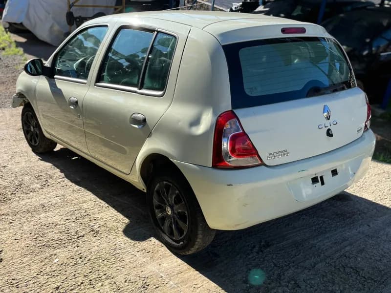 RENAULT CLIO 2014