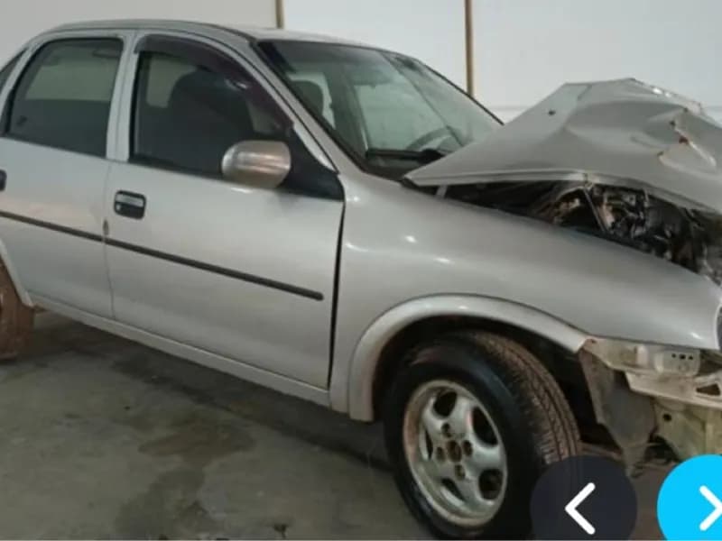 CHEVROLET CORSA 2000