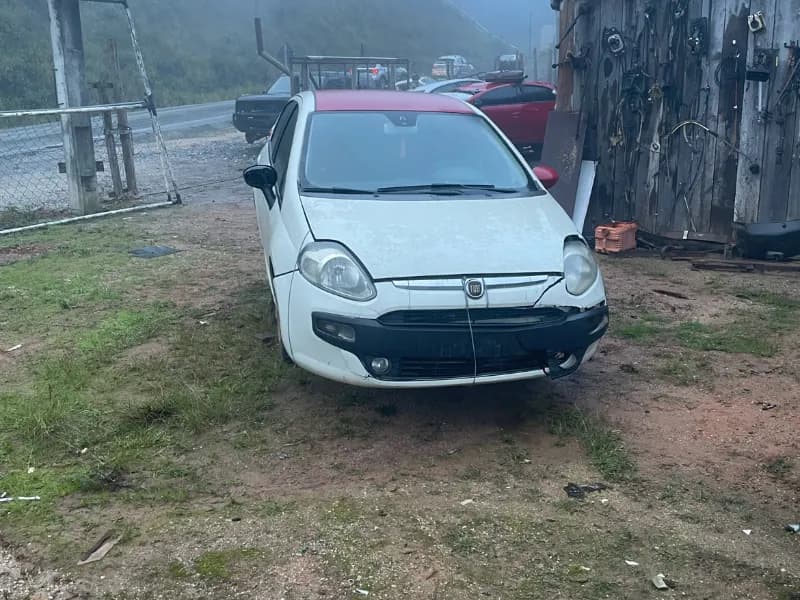 FIAT PUNTO 2015