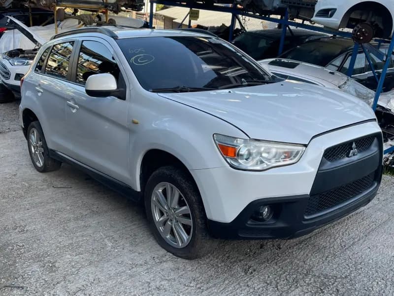 MITSUBISHI ASX 2012