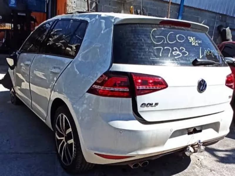 VOLKSWAGEN GOLF 2016