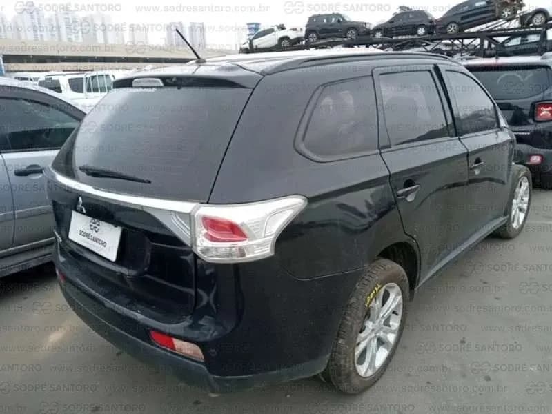 MITSUBISHI OUTLANDER 2014