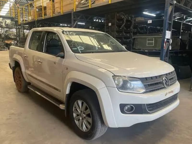 VOLKSWAGEN AMAROK 2015