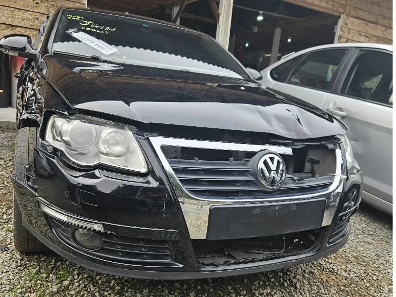 VOLKSWAGEN PASSAT 2010