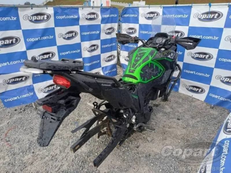 KAWASAKI VERSYS 2024