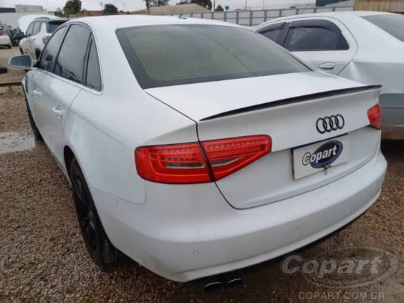 AUDI A4 SEDAN 2015