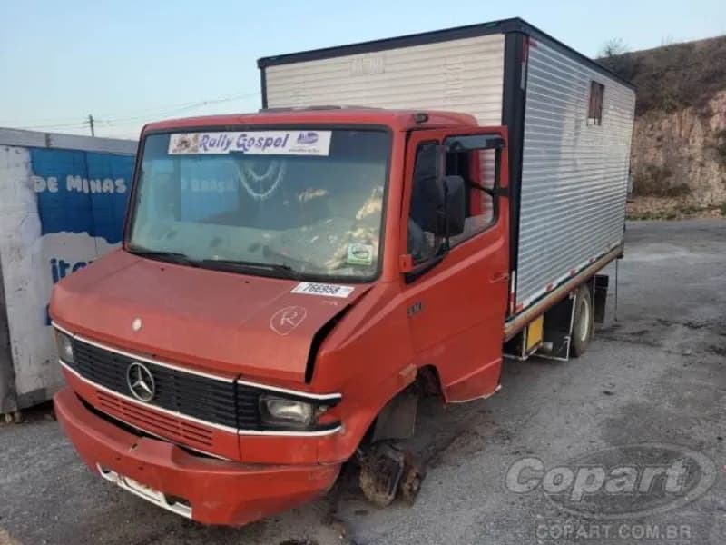 MERCEDES-BENZ 710 1997