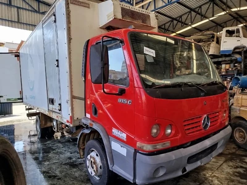 MERCEDES-BENZ ACCELO 2009