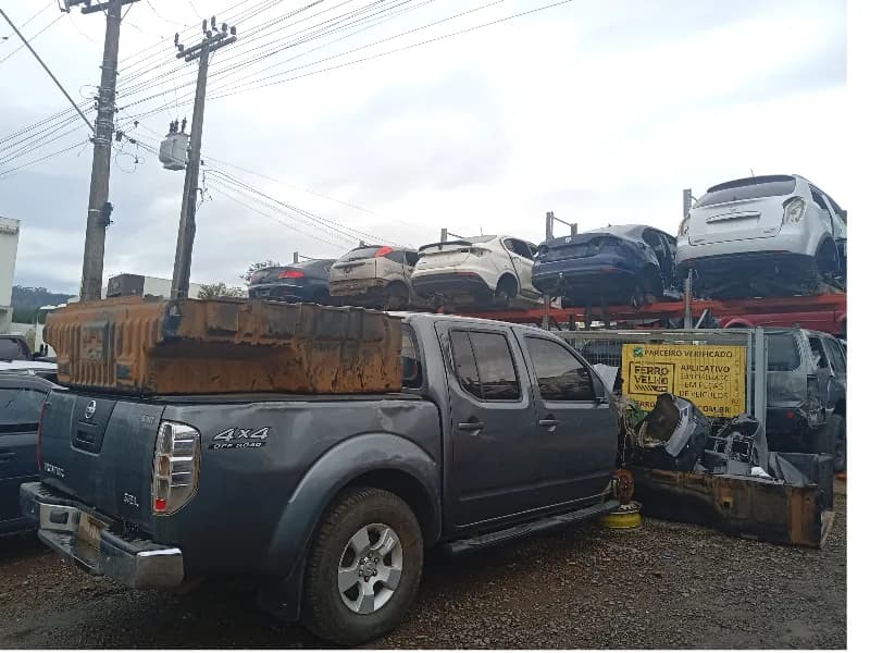 NISSAN FRONTIER 2009