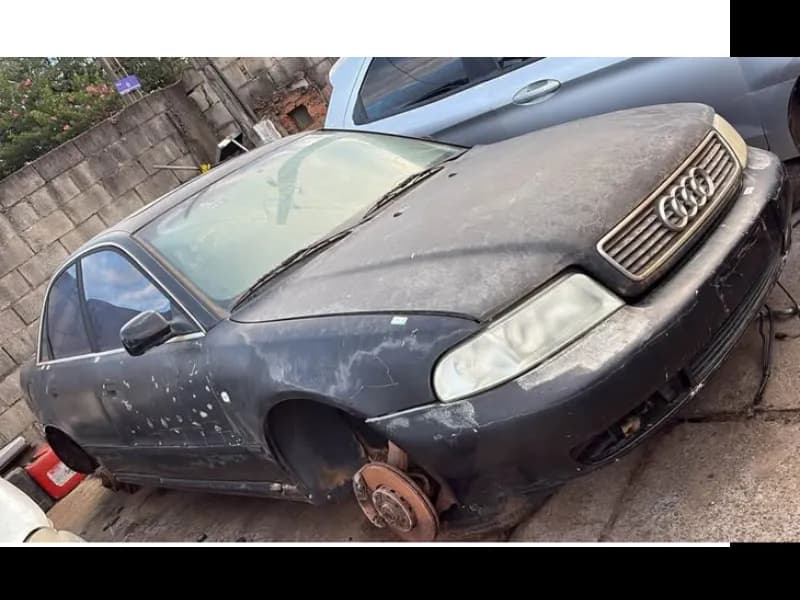 AUDI A4 1998