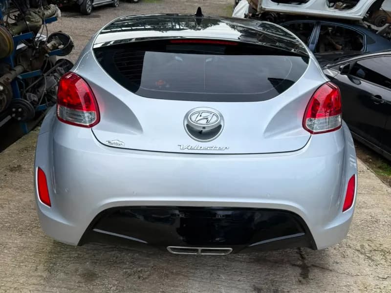 HYUNDAI VELOSTER 2012