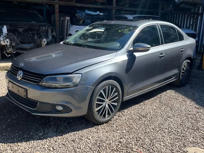 VOLKSWAGEN JETTA 2016