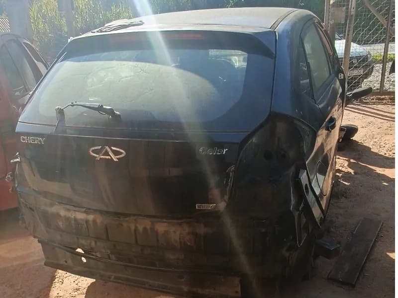 CHERY CELER 2015