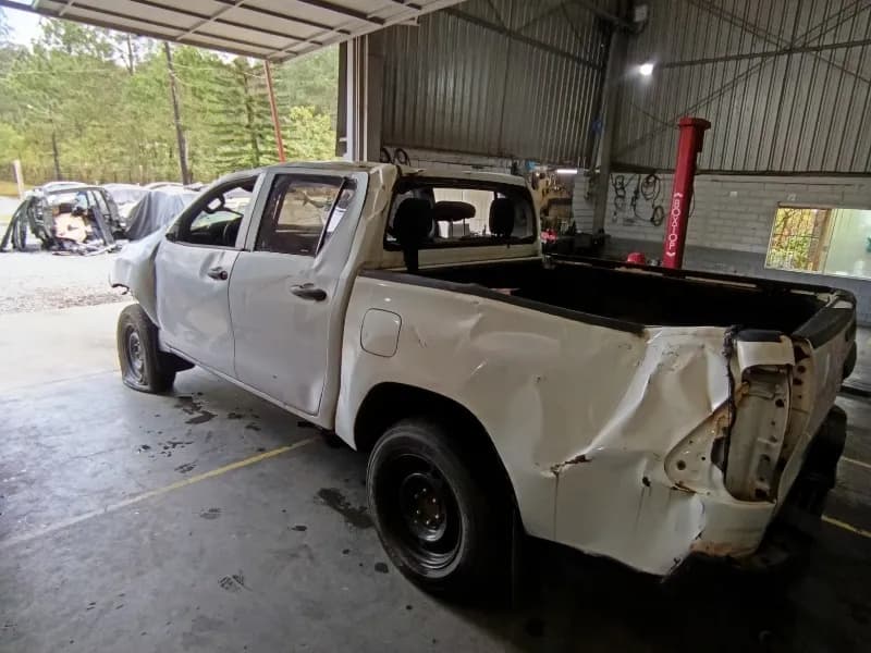 TOYOTA HILUX 2021