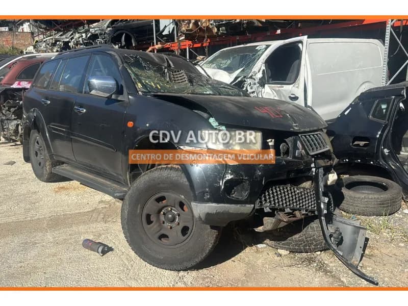 MITSUBISHI PAJERO DAKAR 2012 — foto 1
