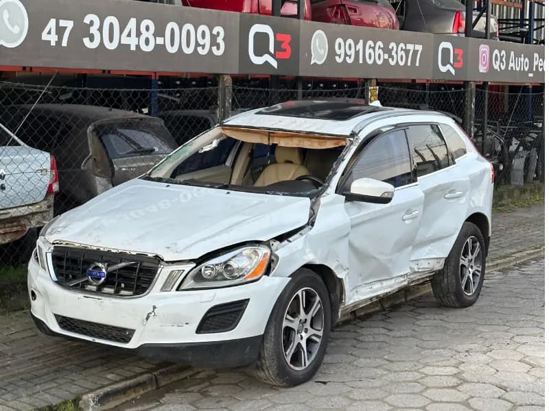 VOLVO XC60 2012