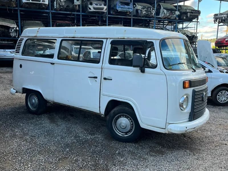 VOLKSWAGEN KOMBI 2014