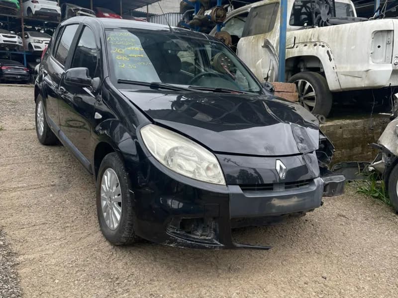 RENAULT SANDERO 2012