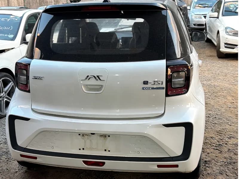 JAC E JS1 2025