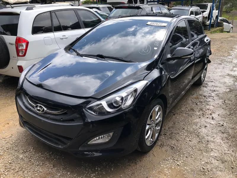 HYUNDAI I30 2015