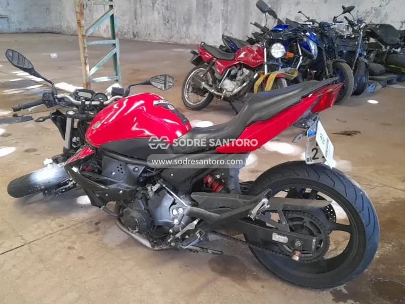 YAMAHA XJ6 2011