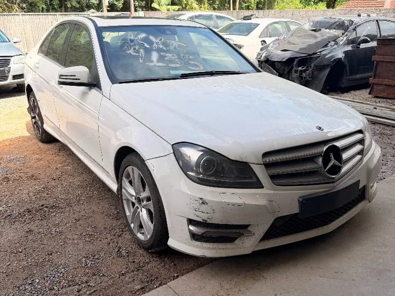 MERCEDES-BENZ  C200 2012