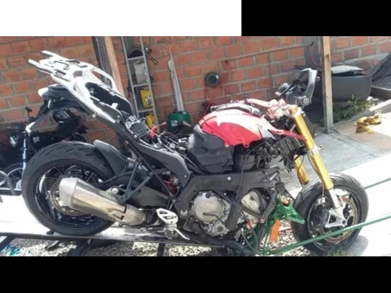 BMW S1000RR 2016