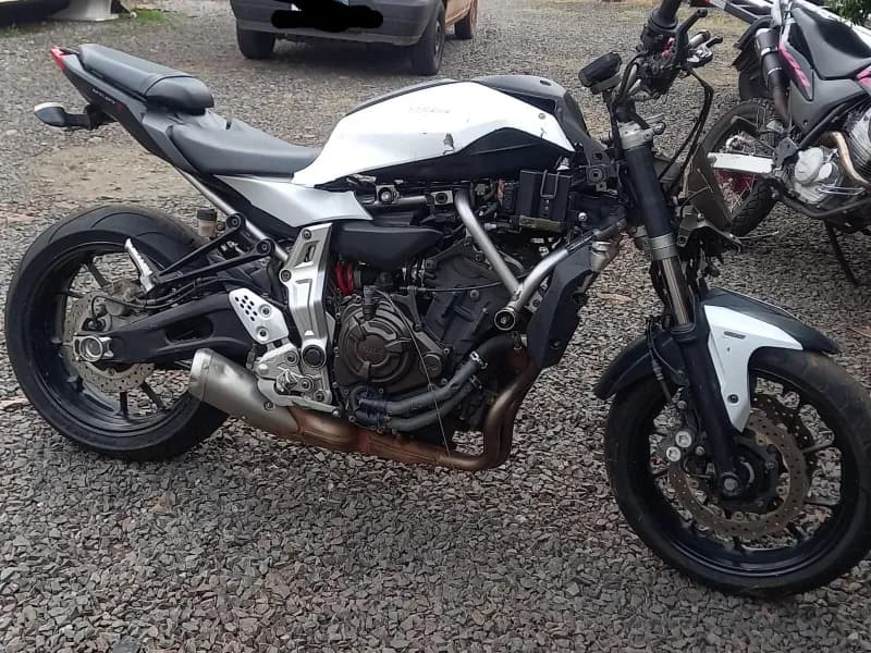 YAMAHA MT-07 2016 — foto 1