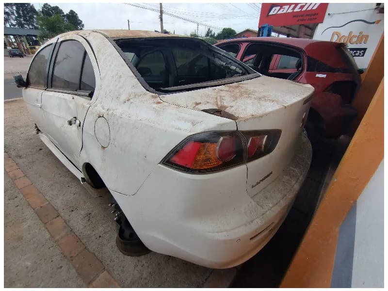 MITSUBISHI LANCER 2014