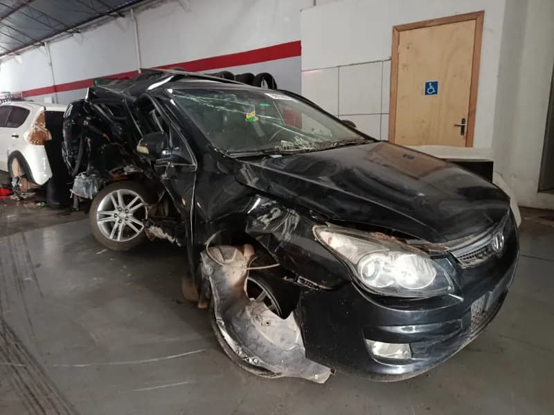 HYUNDAI I30 2010