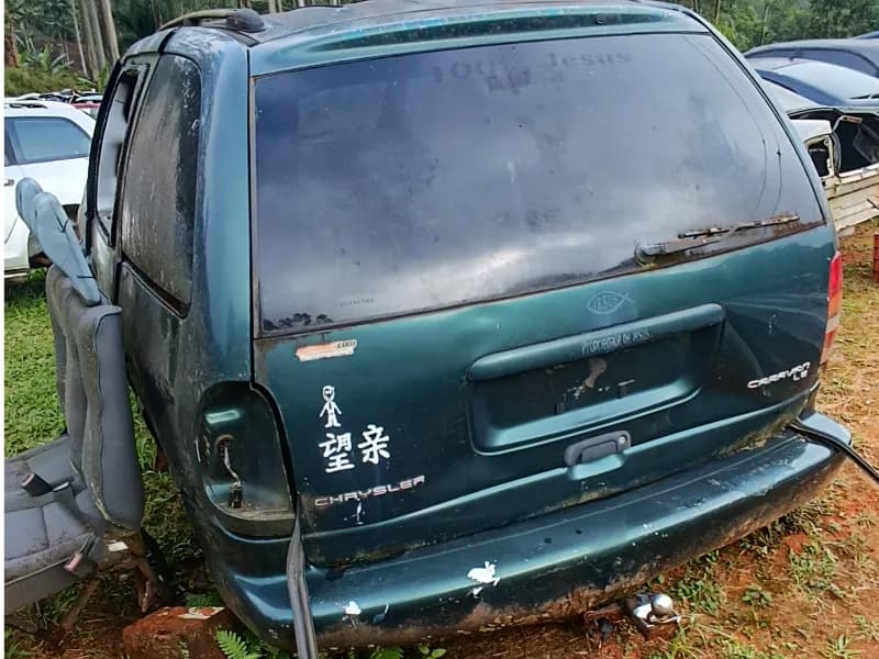 CHRYSLER CARAVAN 1996