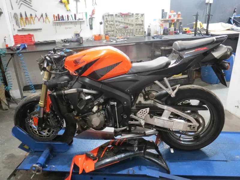 HONDA CBR 600 2006