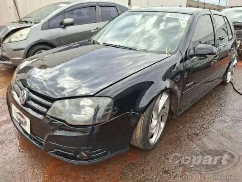 VOLKSWAGEN GOLF 2010