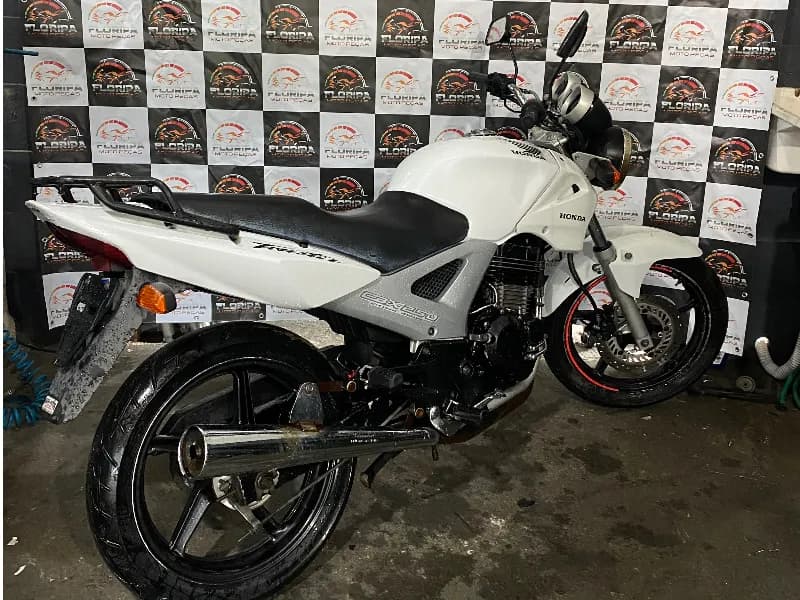 HONDA TWISTER CBX 250 2003