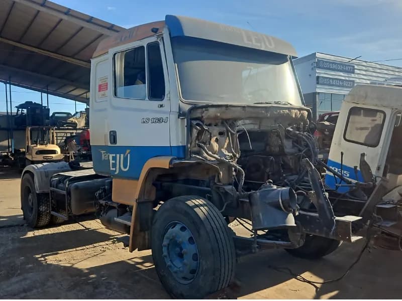 MERCEDES-BENZ LS1634 2005