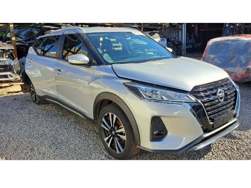 NISSAN KICKS 2022