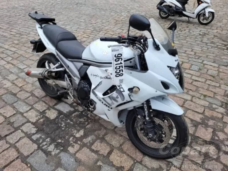 SUZUKI GSX 2014