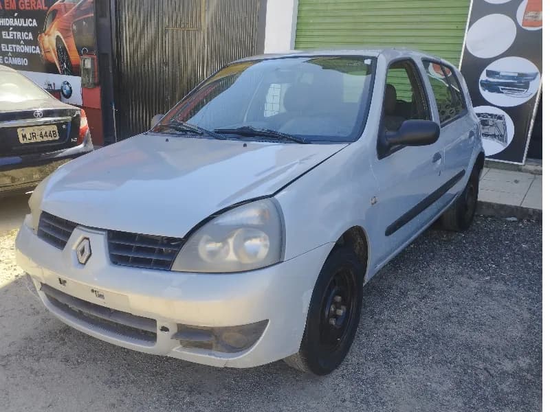 RENAULT CLIO 2010