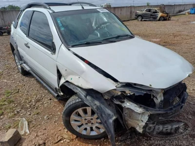 FIAT STRADA 2015