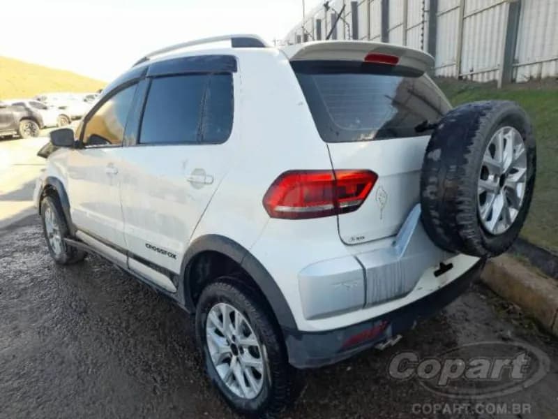 VOLKSWAGEN CROSSFOX 2020
