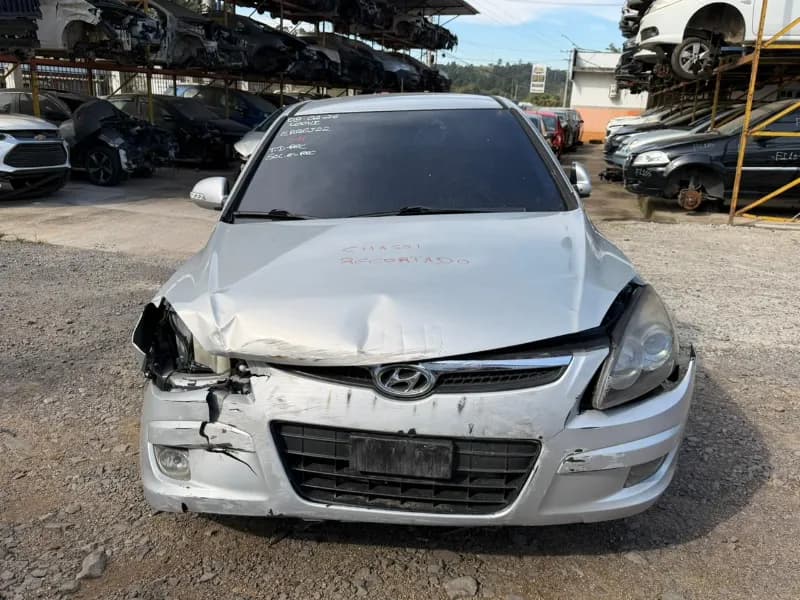 HYUNDAI I30 2011
