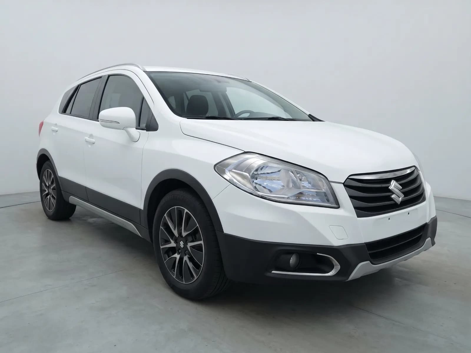 SUZUKI S-CROSS 2016
