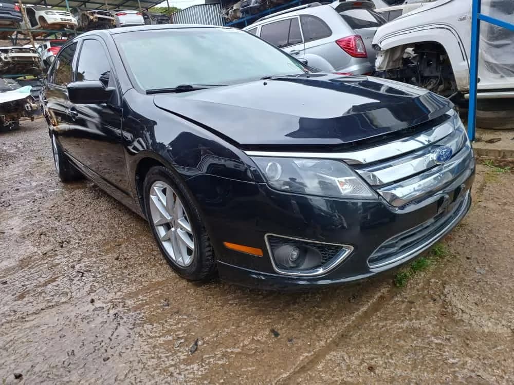 FORD FUSION 2012