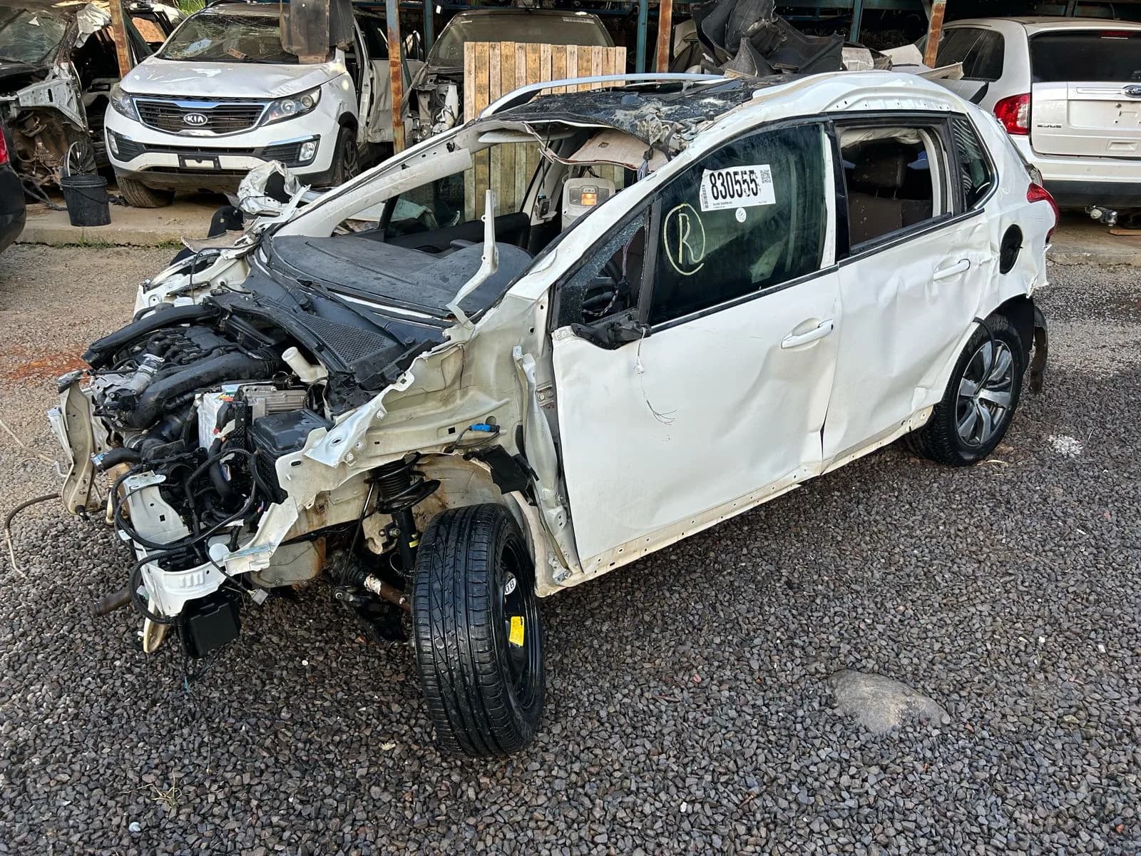 PEUGEOT 2008 2015