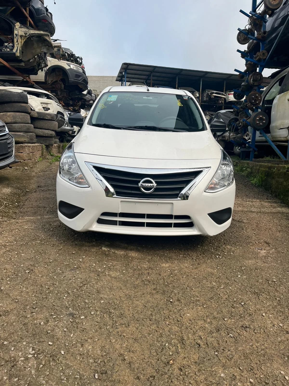 NISSAN VERSA 2021