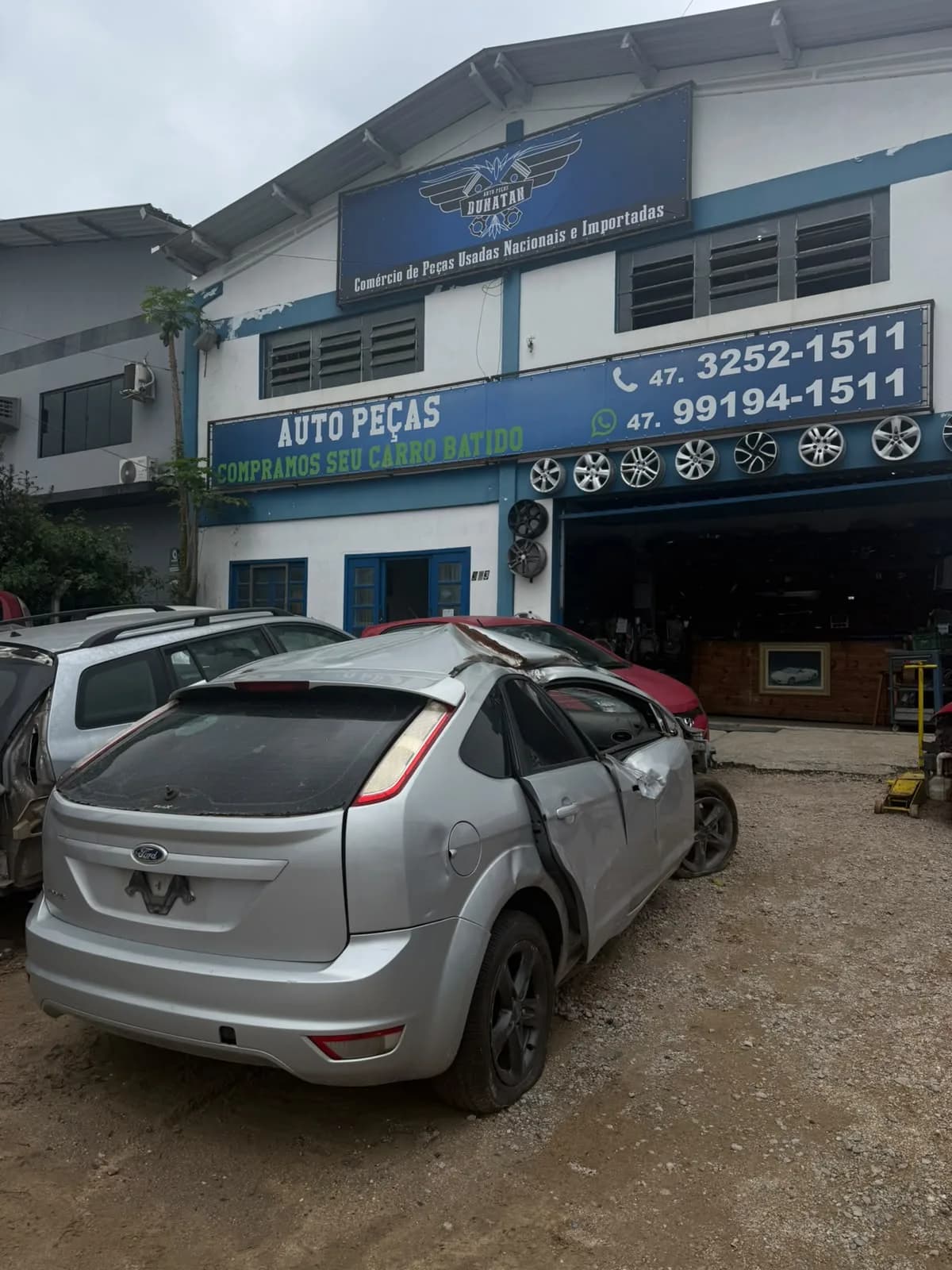 FORD FOCUS